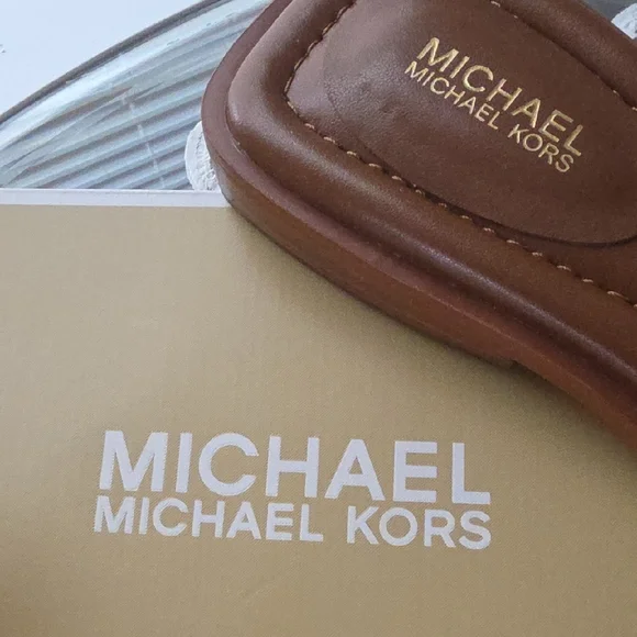 Michael Kors NIB Brown and Dark Brown Slide Sandals - Picture 2 of 7